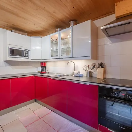 Apartment La Savoyarde A - 3 Pieces Renove, Proche Centre, Terrasse, 5 Pers. - Fr-1-754-76 *