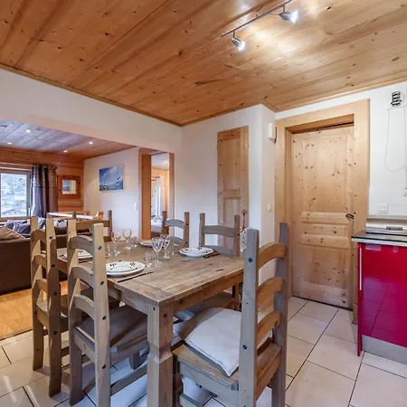 Apartment La Savoyarde A - 3 Pieces Renove, Proche Centre, Terrasse, 5 Pers. - Fr-1-754-76 Morzine