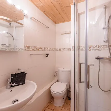 Apartment La Savoyarde A - 3 Pieces Renove, Proche Centre, Terrasse, 5 Pers. - Fr-1-754-76 Morzine