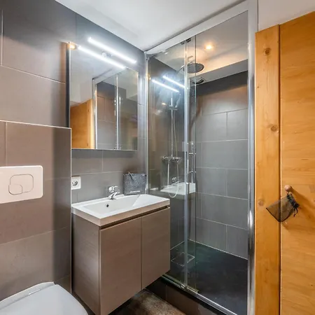 Apartment La Savoyarde A - 3 Pieces Renove, Proche Centre, Terrasse, 5 Pers. - Fr-1-754-76 Morzine